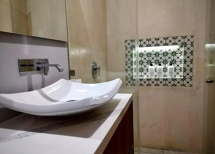 Apartment 1st Floor With Rooftop Access To The Views In Cabo *