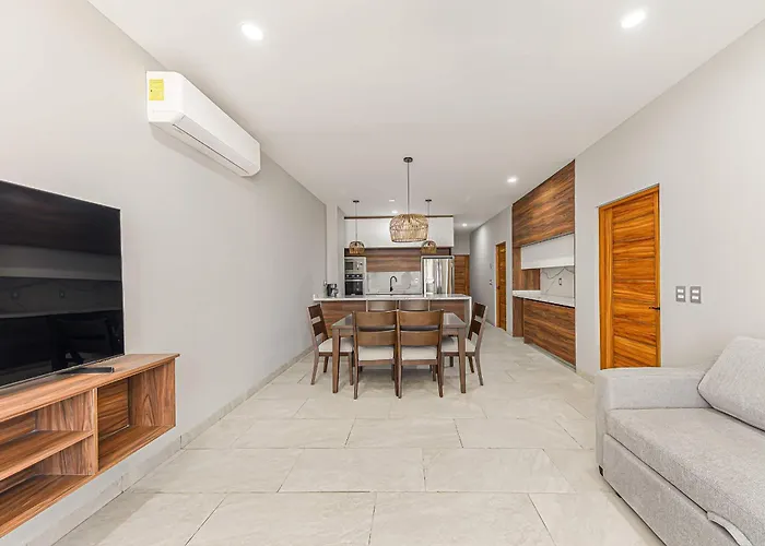 Apartment 1st Floor With Rooftop Access To The Views In Cabo *