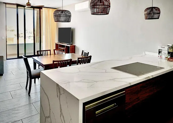 Apartment 1st Floor With Rooftop Access To The Views In Cabo