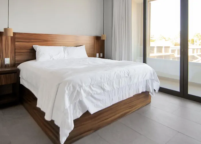 1st Floor With Rooftop Access To The Views In Cabo Apartment *